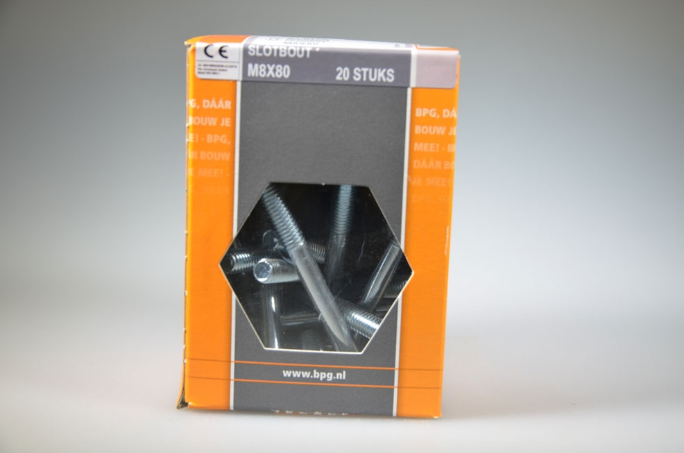 slotbout M8x80 metrisch...